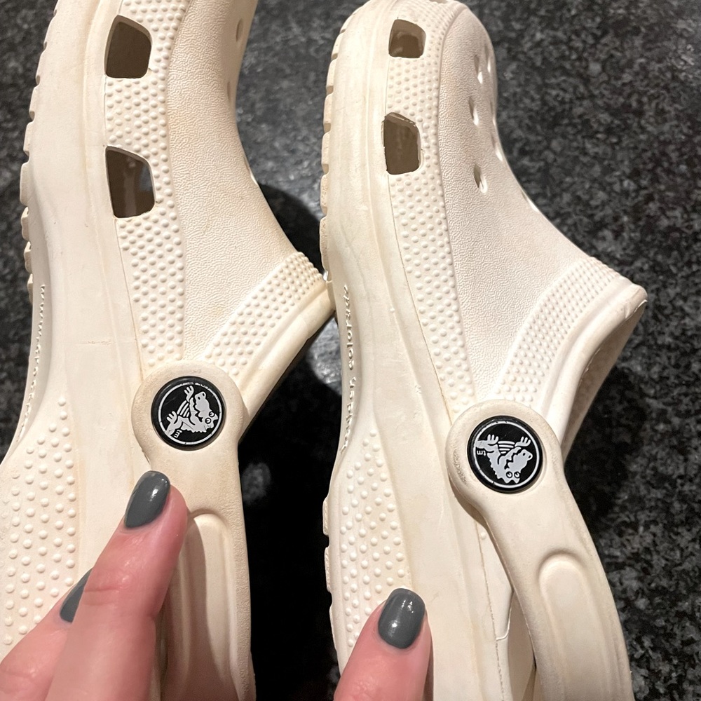 Crocs